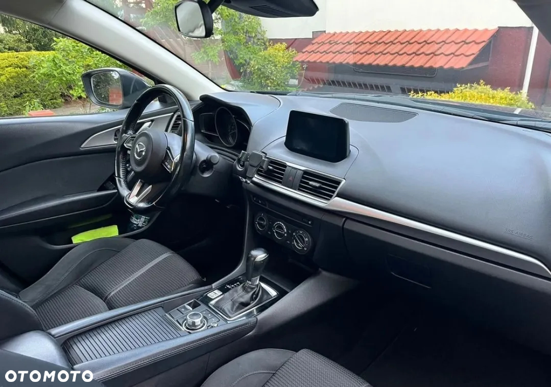 Mazda 3 - 4