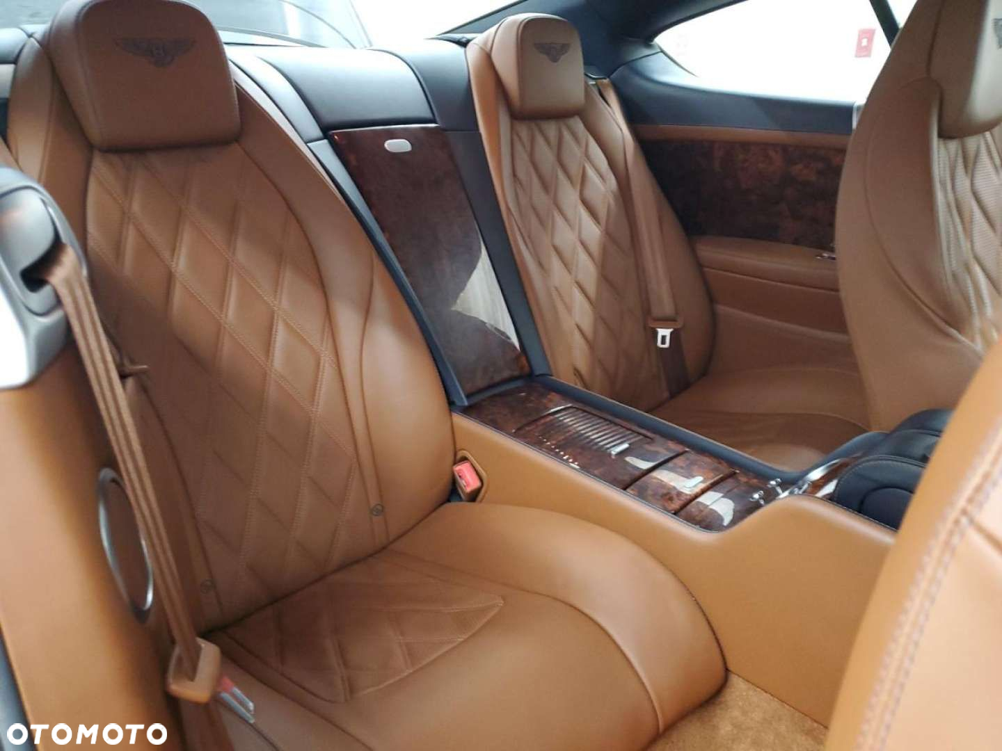 Bentley Continental GT - 3