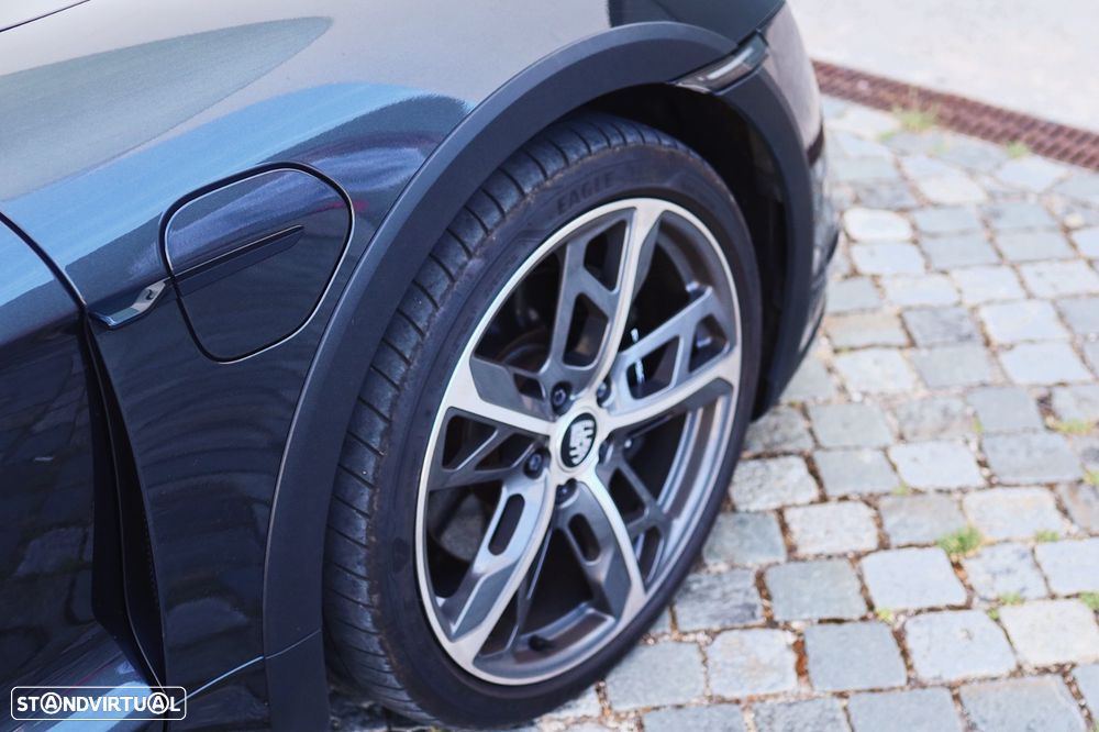 Porsche Taycan 4S Bateria Performance Plus - 28