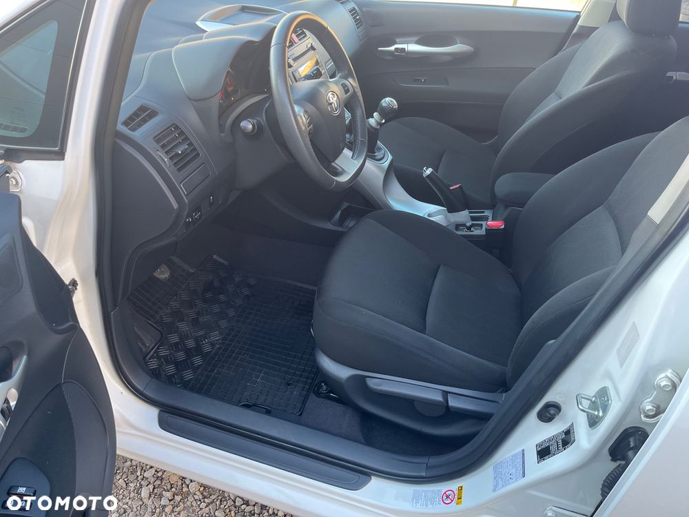 Toyota Auris 1.6 Valvematic Comfort - 8