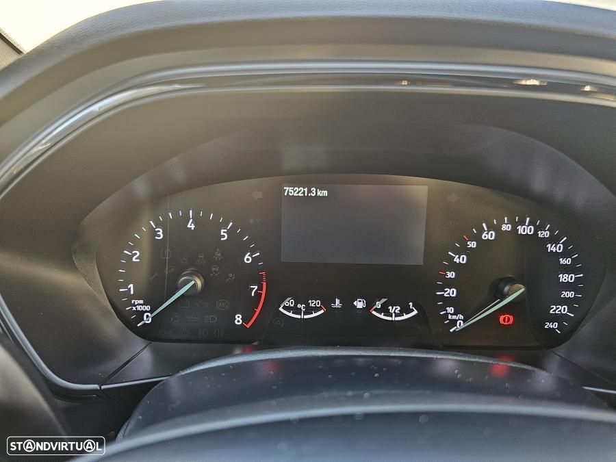 Ford Focus 1.0 EcoBoost MHEV ST-Line - 26