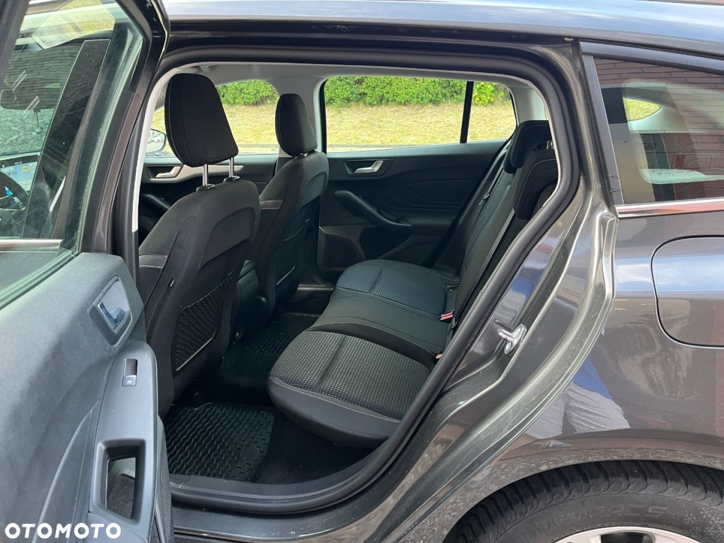 Ford Focus Turnier 1.5 EcoBlue Start-Stopp-System TITANIUM - 25