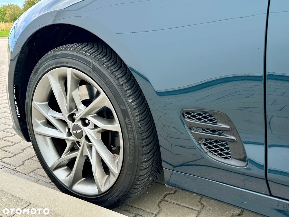 Genesis G70 Shooting Brake 2.0T RWD 8AT Premium - 16