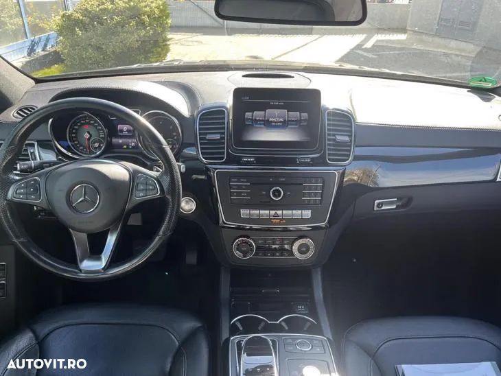 Mercedes-Benz GLE 350 d 4Matic 9G-TRONIC AMG Line - 11