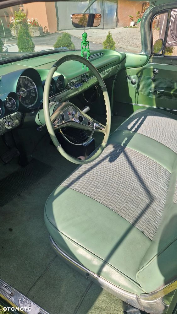 Chevrolet Impala - 35