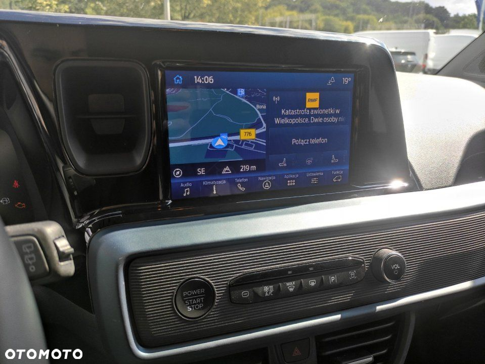 Ford Tourneo Courier - 17