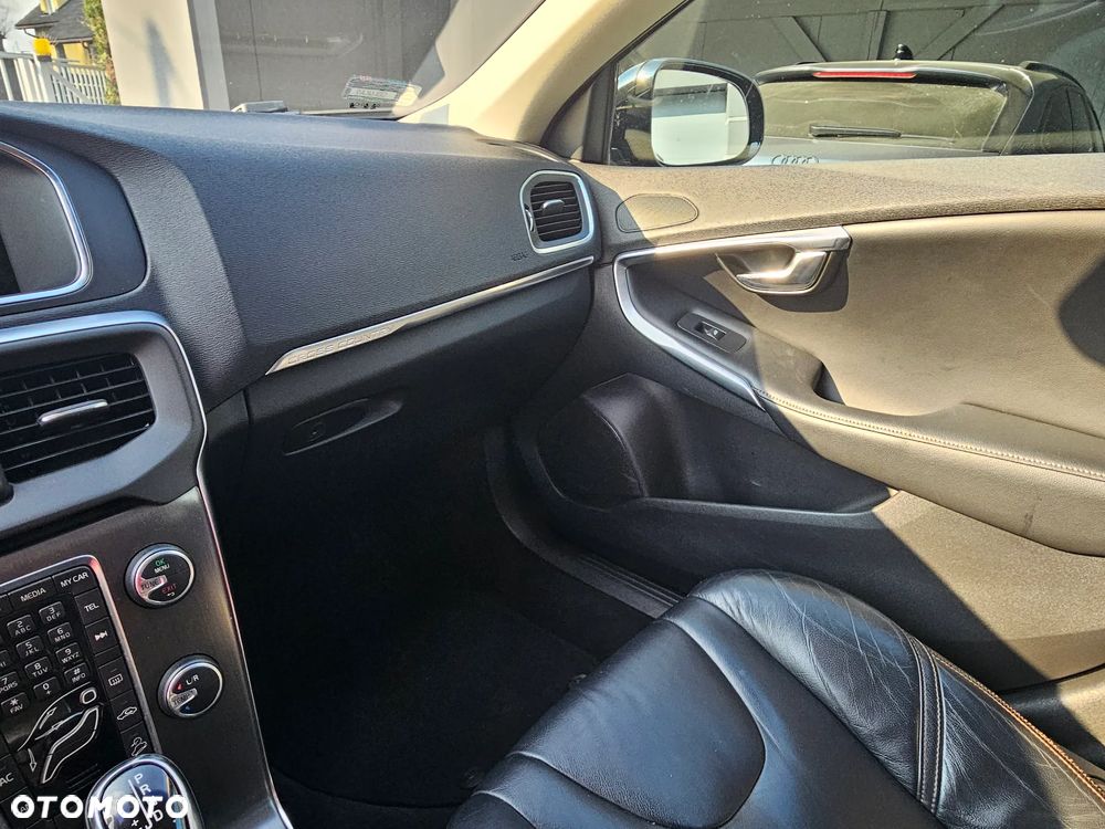 Volvo V40 Cross Country T5 AWD Summum - 12