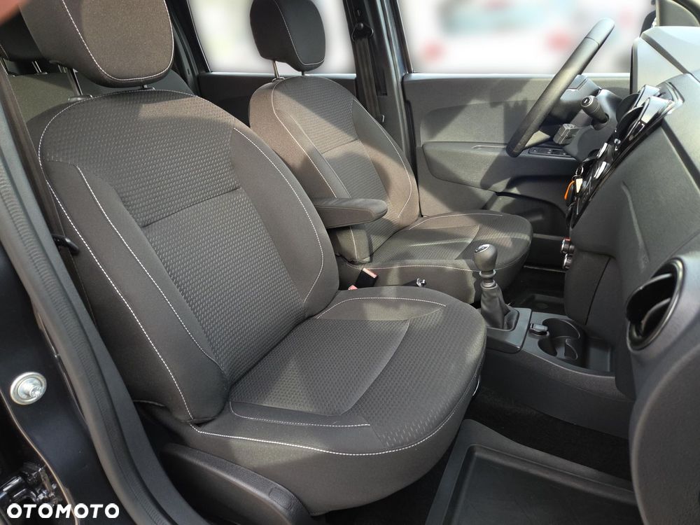 Dacia Lodgy 1.5 Blue dCi Laureate S&S - 13