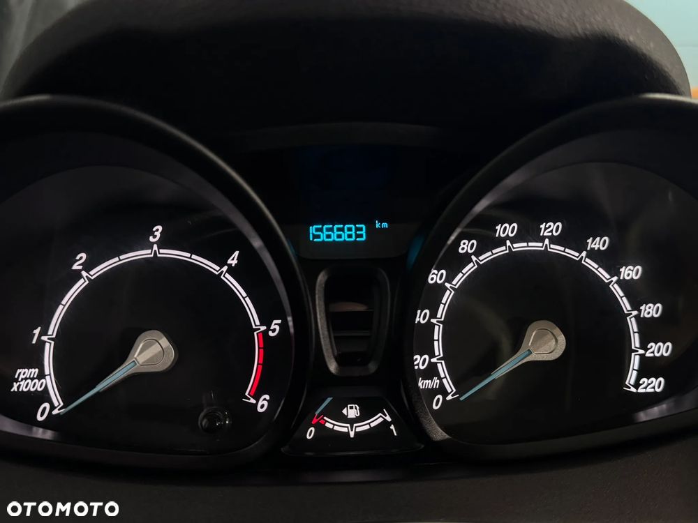 Ford Fiesta - 12