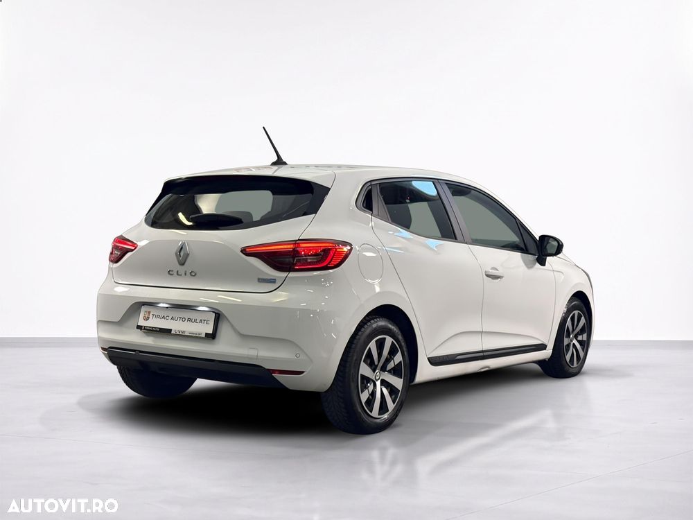 Renault Clio - 6