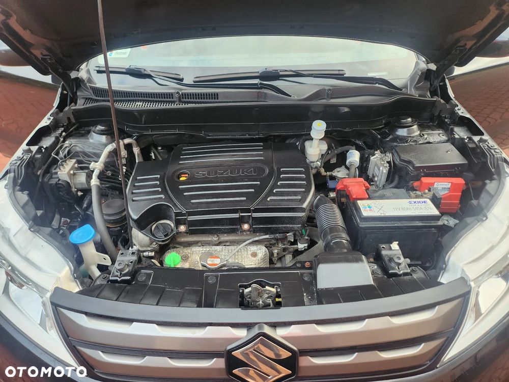 Suzuki Vitara 1.6 Comfort 2WD - 21