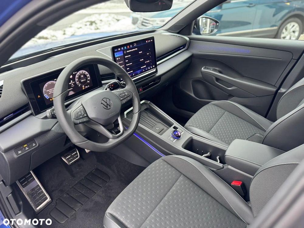 Volkswagen T-Roc 1.5 eTSI OPF DSG R-Line - 12