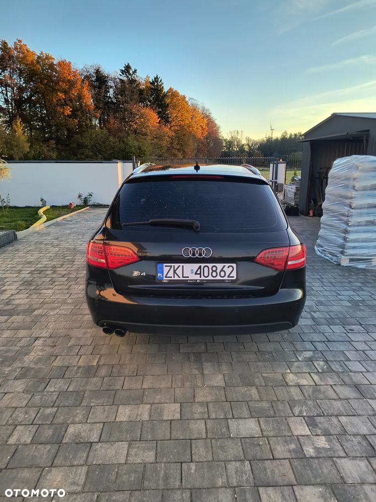 Audi A4 Avant 2.0 TDI - 5