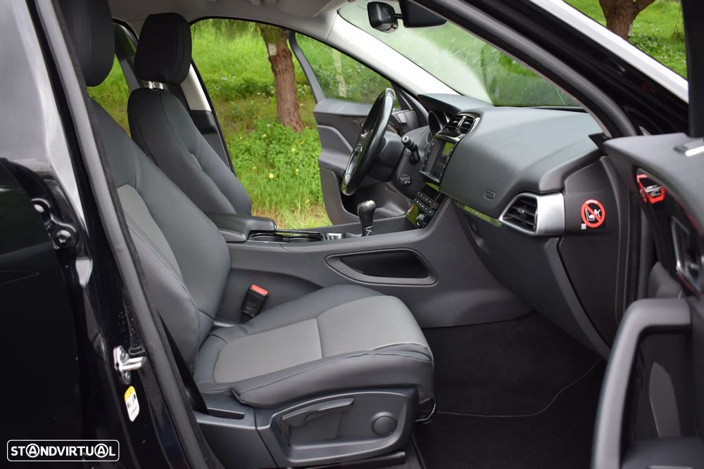 Jaguar F-Pace 2.0 i4D Prestige - 26