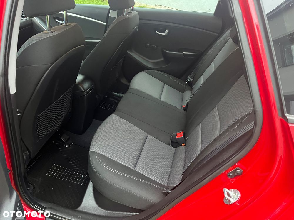 Hyundai i30 i30cw 1.4 Trend - 18