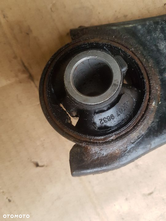Subaru Forester 3 SH wahacz zawieszenia prawy przód - 3