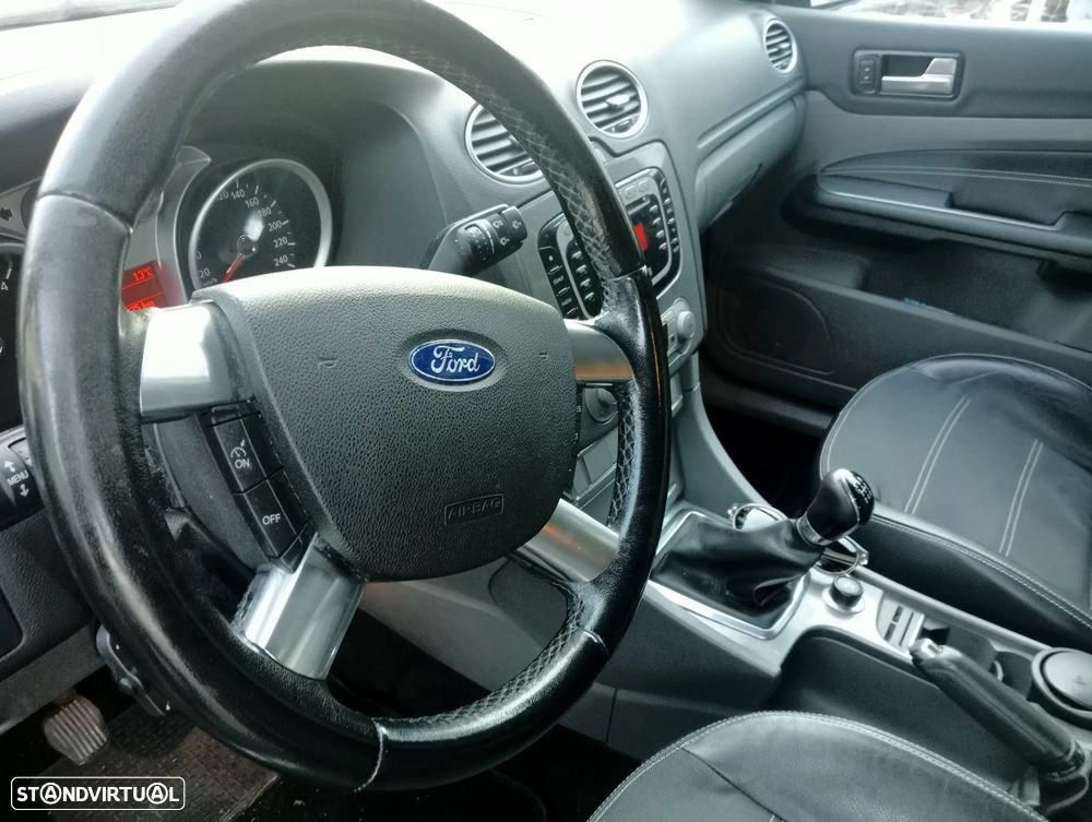 Ford Focus SW 1.6 TDCi Titanium - 8