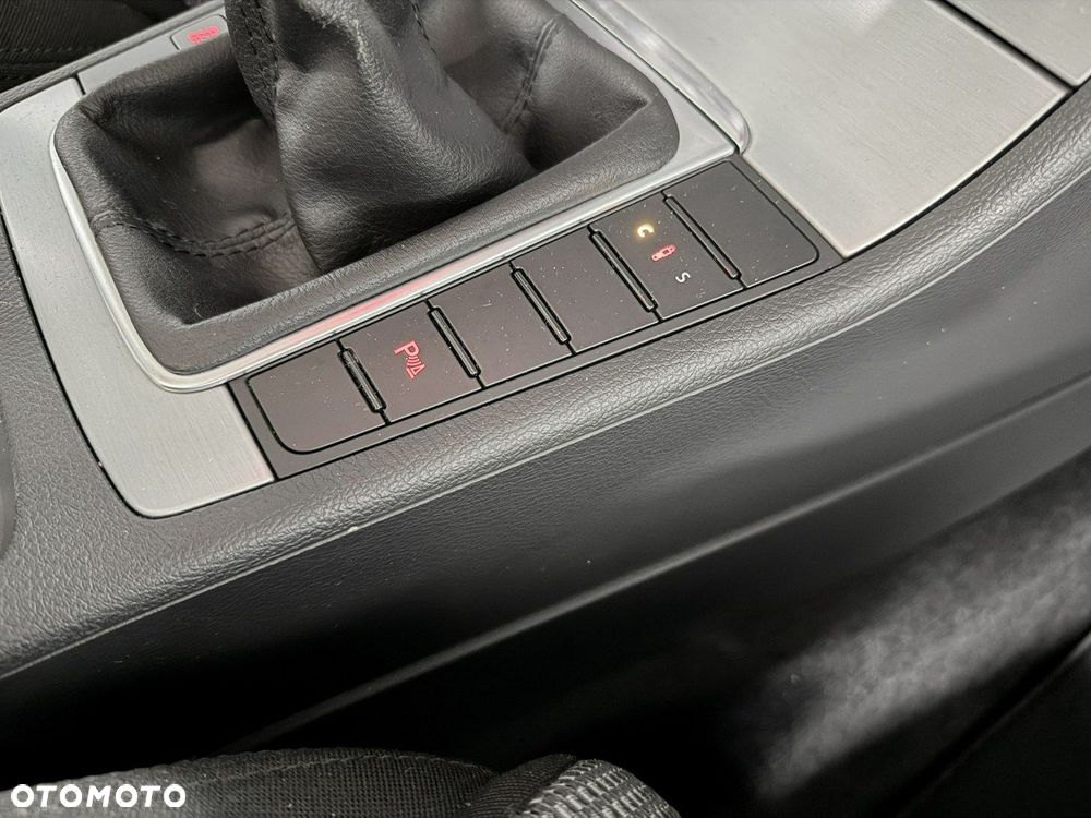 Volkswagen CC 2.0 TSI - 17