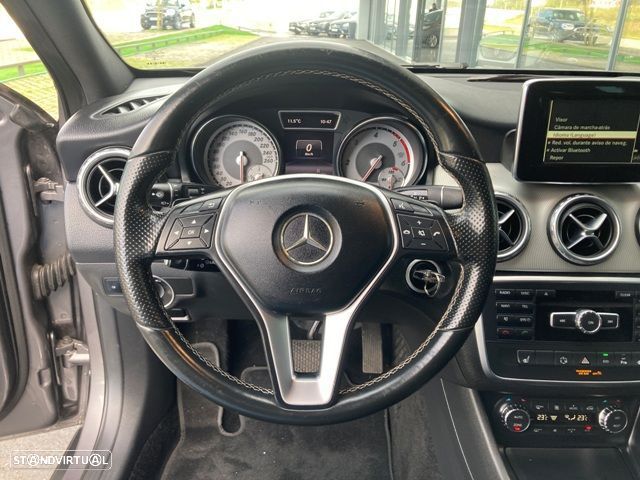 Mercedes-Benz GLA 220 d Urban — fotografia 15
