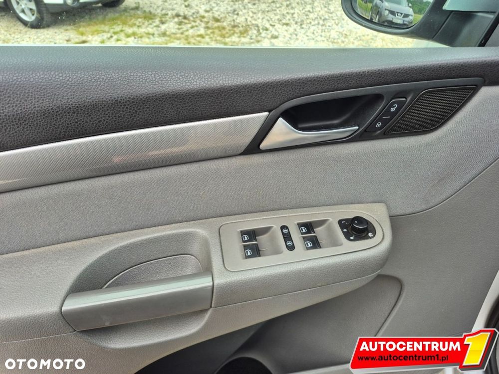 Volkswagen Sharan - 13