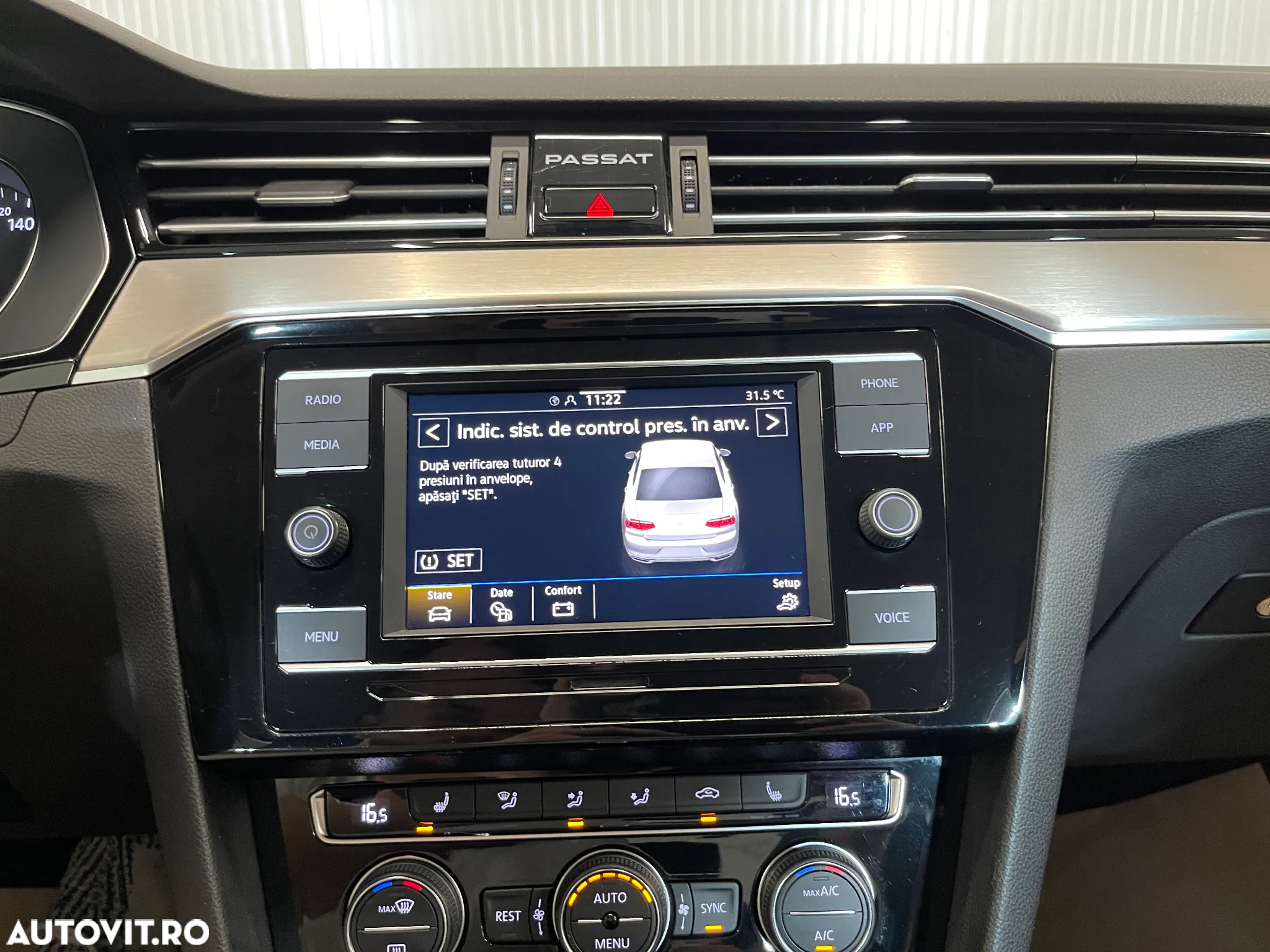 Volkswagen Passat 2.0 TDI DSG Highline - 16