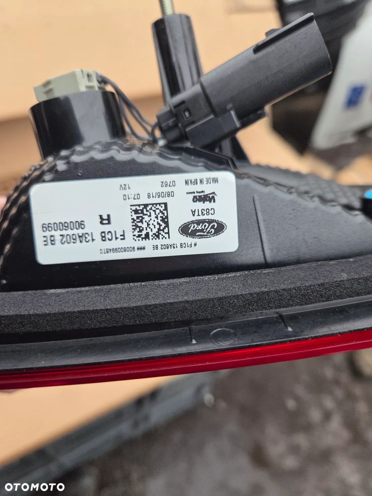 Lampa prawa prawy tył tylna Ford C-Max II Lift F1CB-13A602-BE Lampa prawa w klapę bagażnika - 8