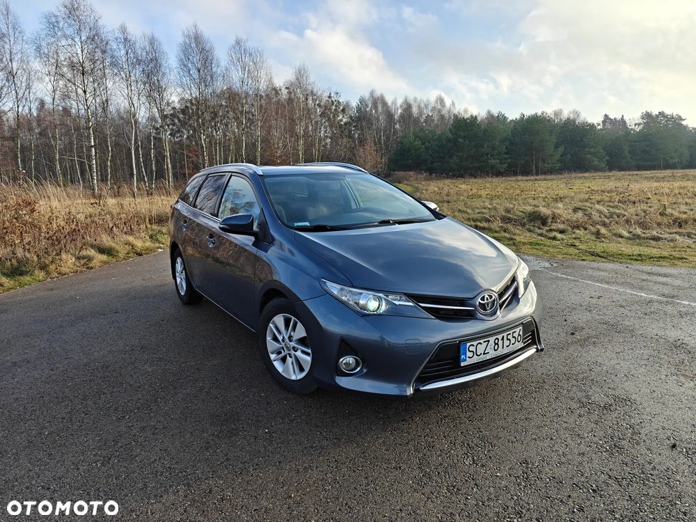 Toyota Auris 1.4 D-4D Premium Comfort - 31
