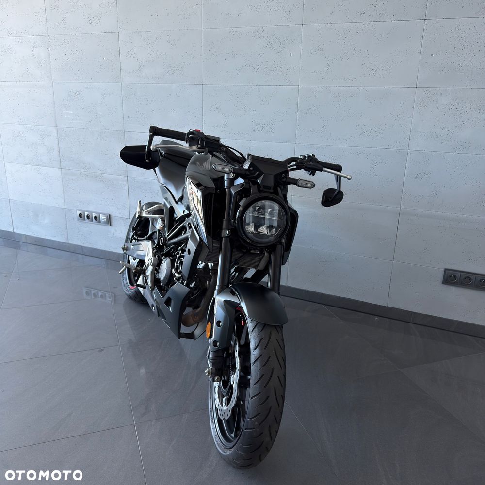 Honda CB - 5
