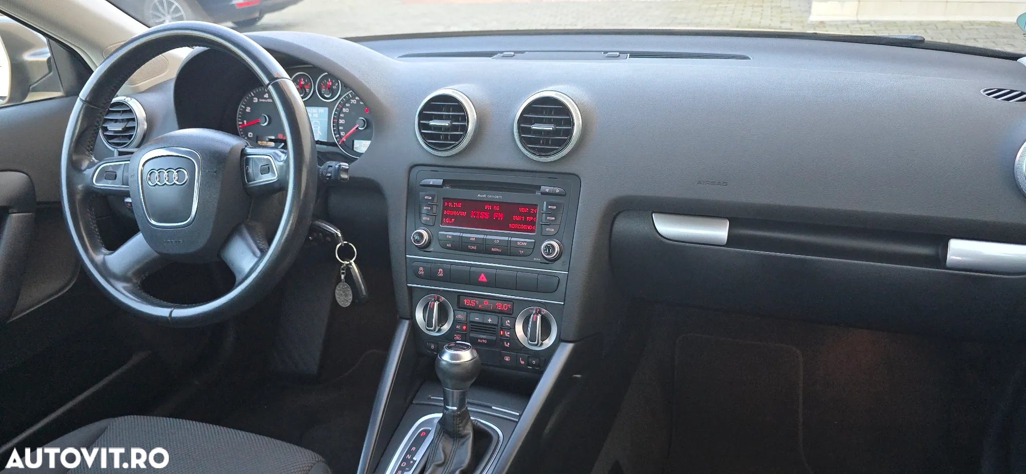 Audi A3 1.2 TFSI Sportback S tronic Ambiente - 14