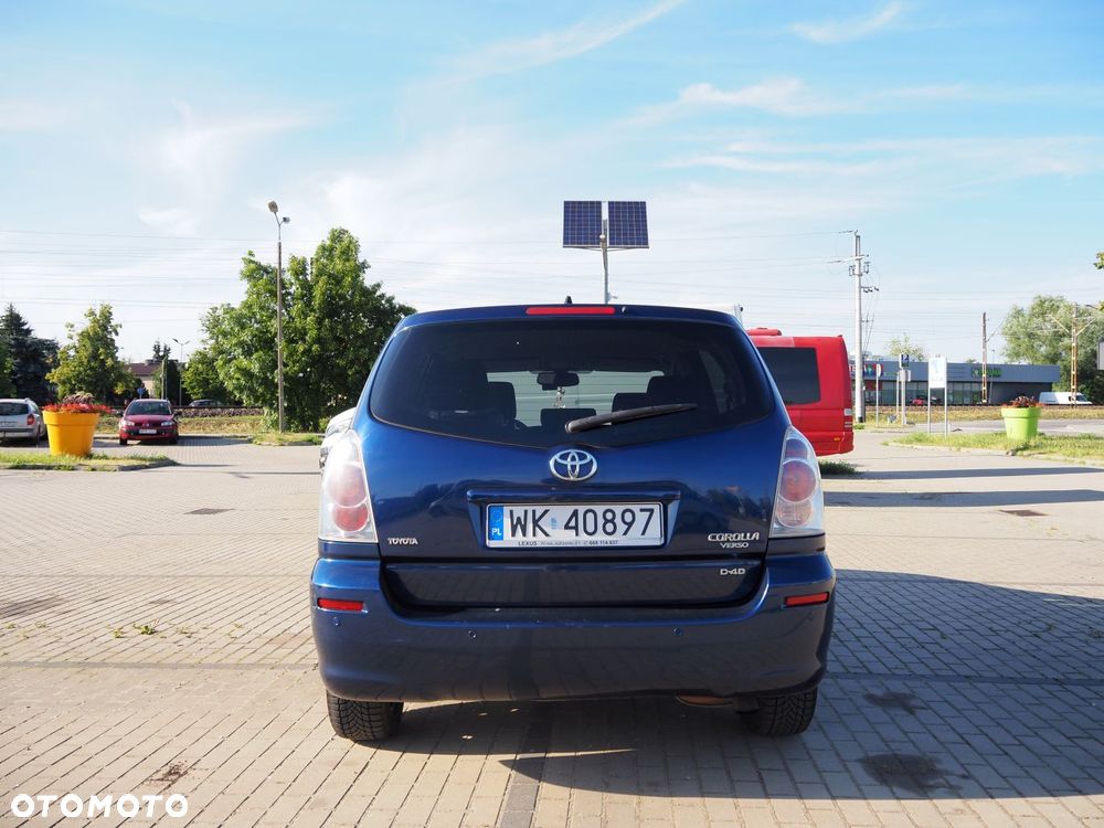 Toyota Verso - 4