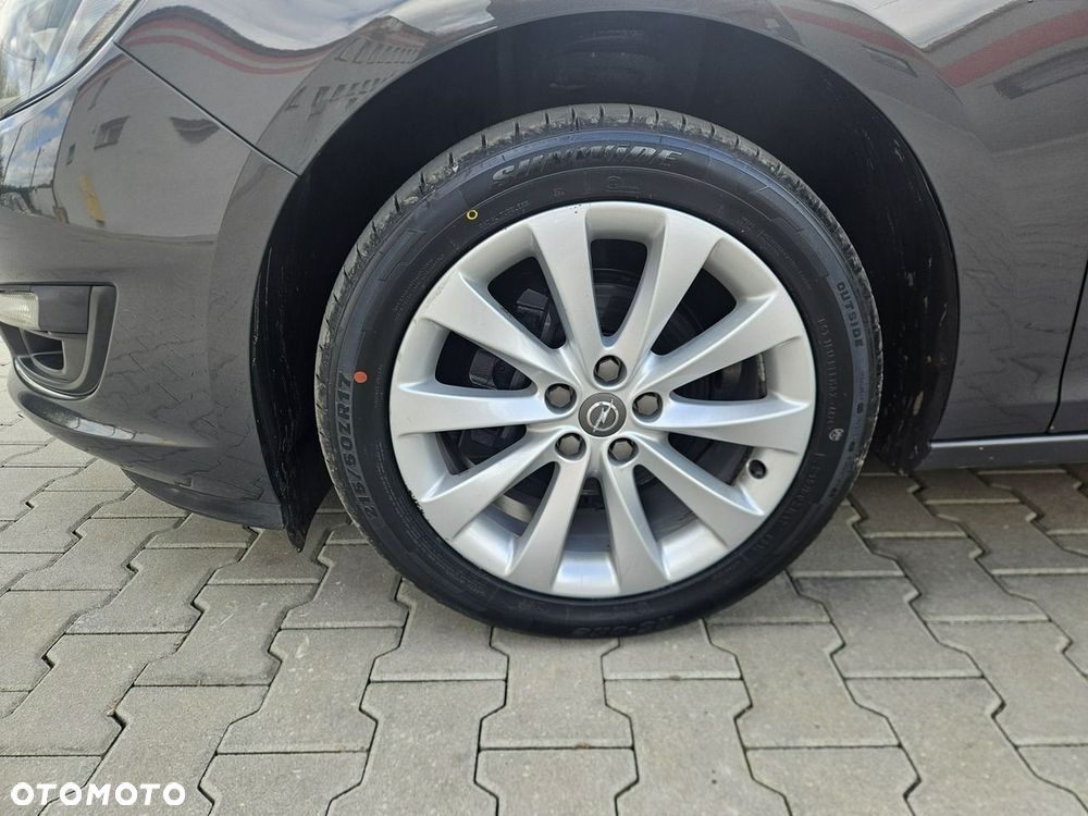 Opel Astra 1.4 Turbo Cosmo - 35