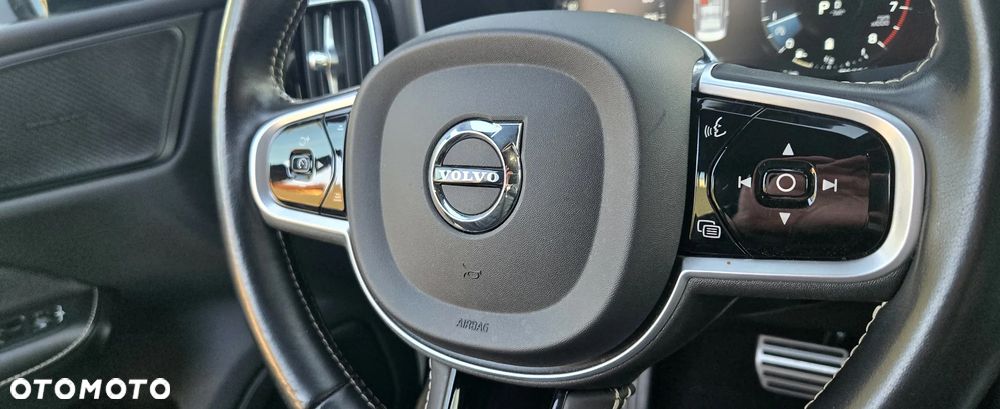 Volvo S60 T4 R-Design - 30