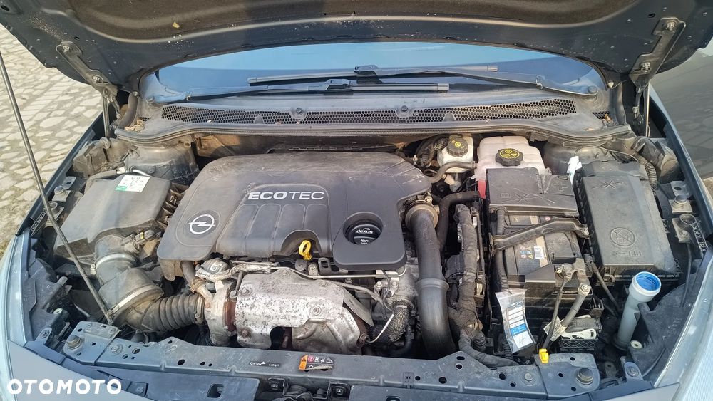 Opel Astra 1.6 CDTI Sport - 17