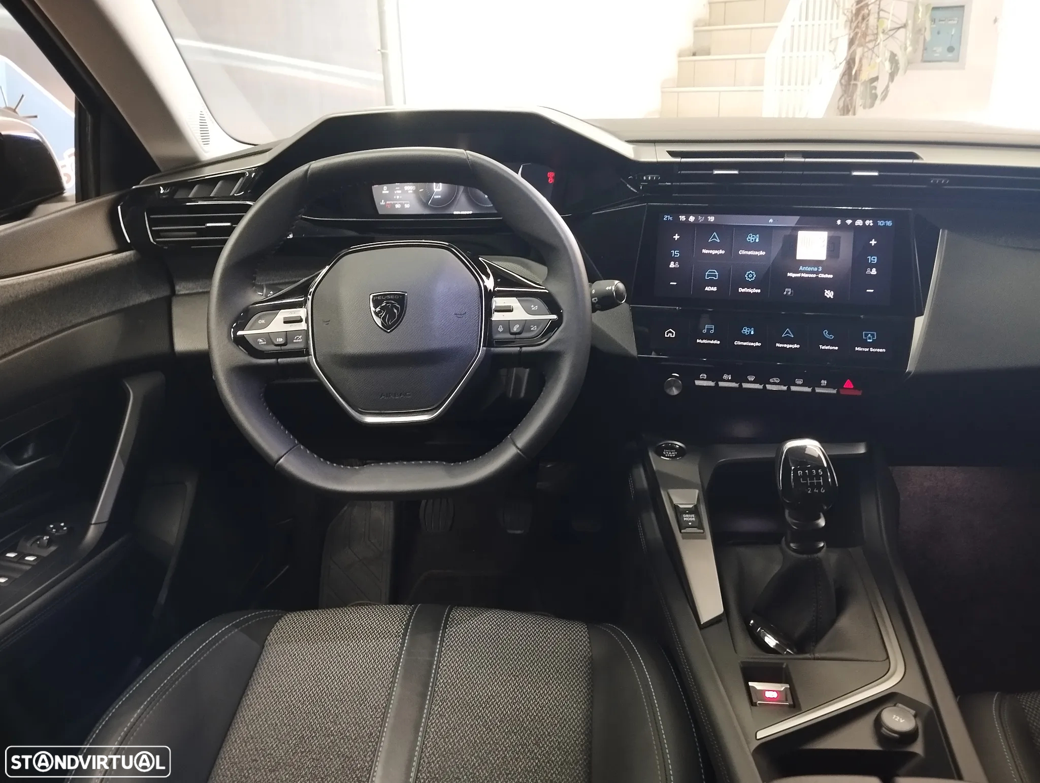 Peugeot 308 1.2 PureTech Allure Pack - 16