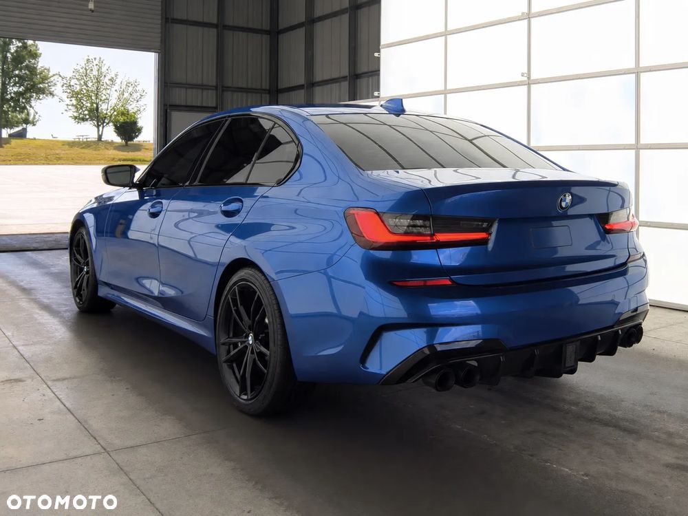 BMW Seria 3 330i xDrive M Sport - 5