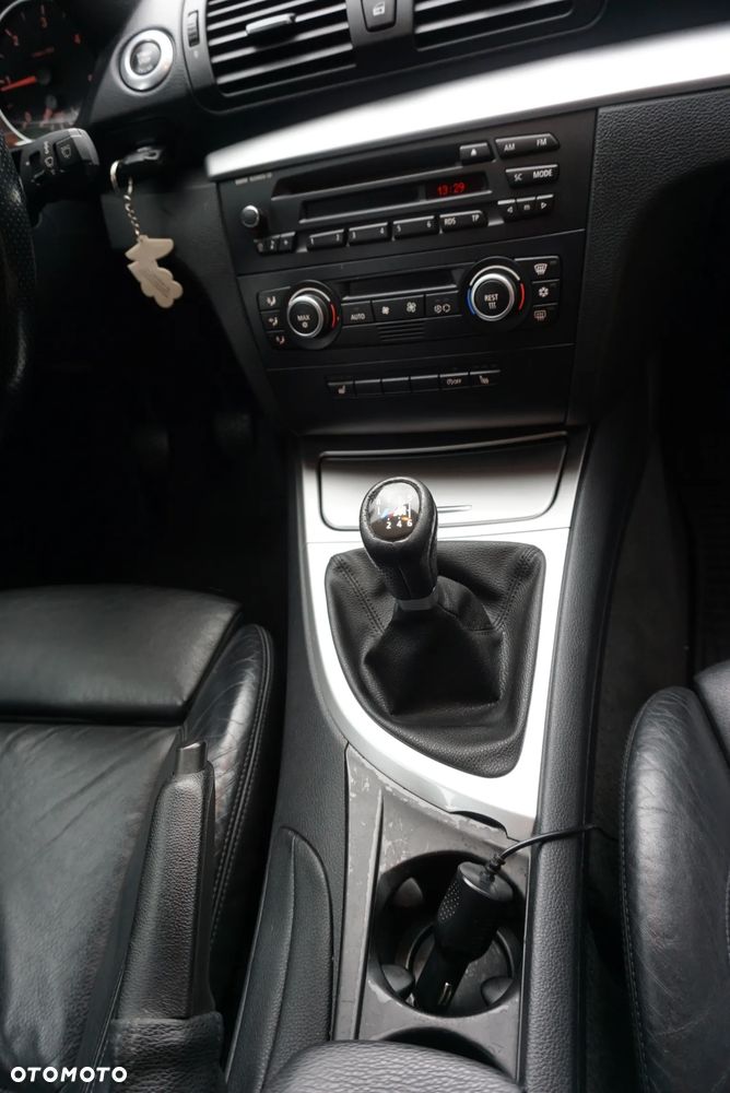 BMW Seria 1 - 25