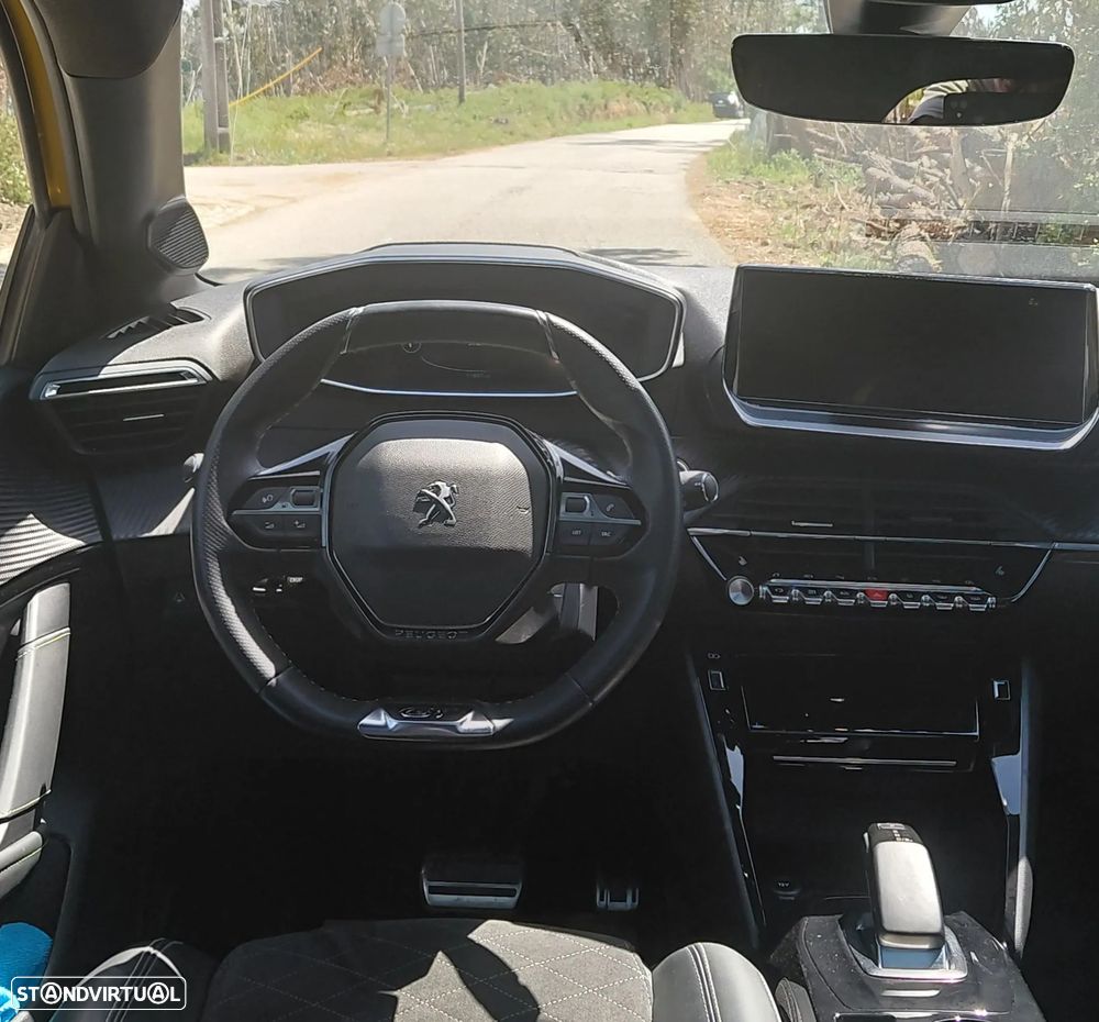 Peugeot e-208 GT Pack - 6
