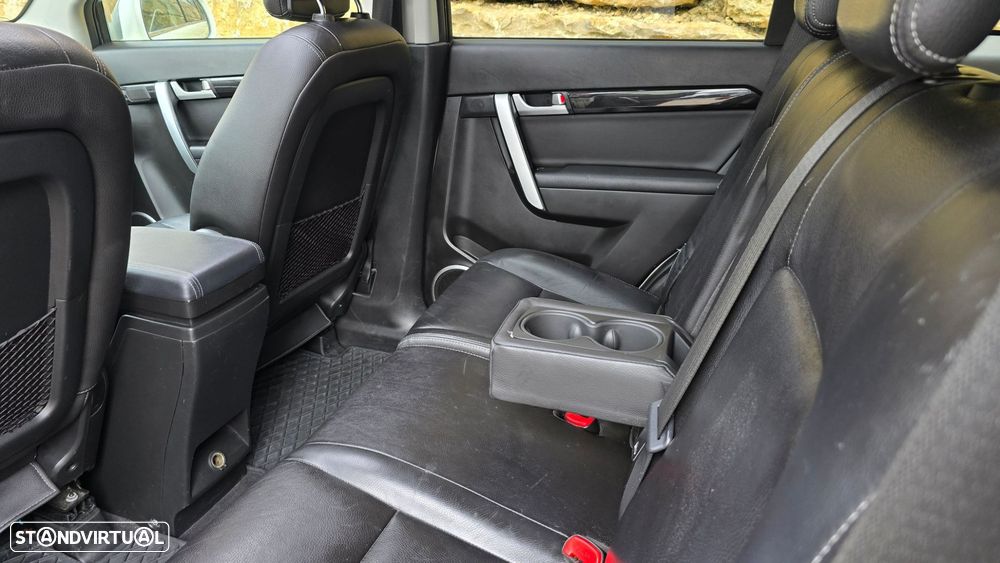 Chevrolet Captiva - 38