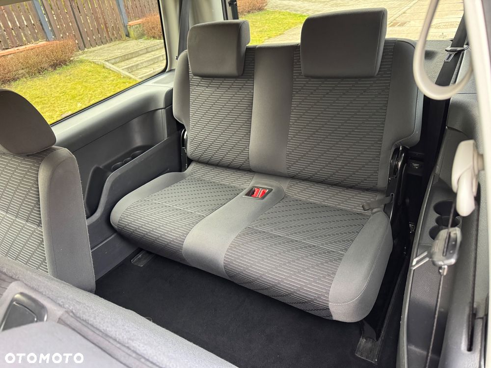 Volkswagen Caddy Maxi Trendline Mixt DSG - 7