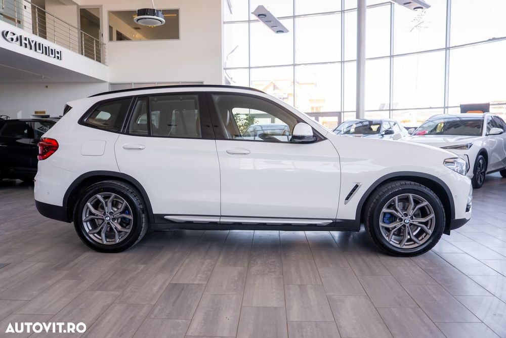 BMW X3 xDrive20d Aut. - 10