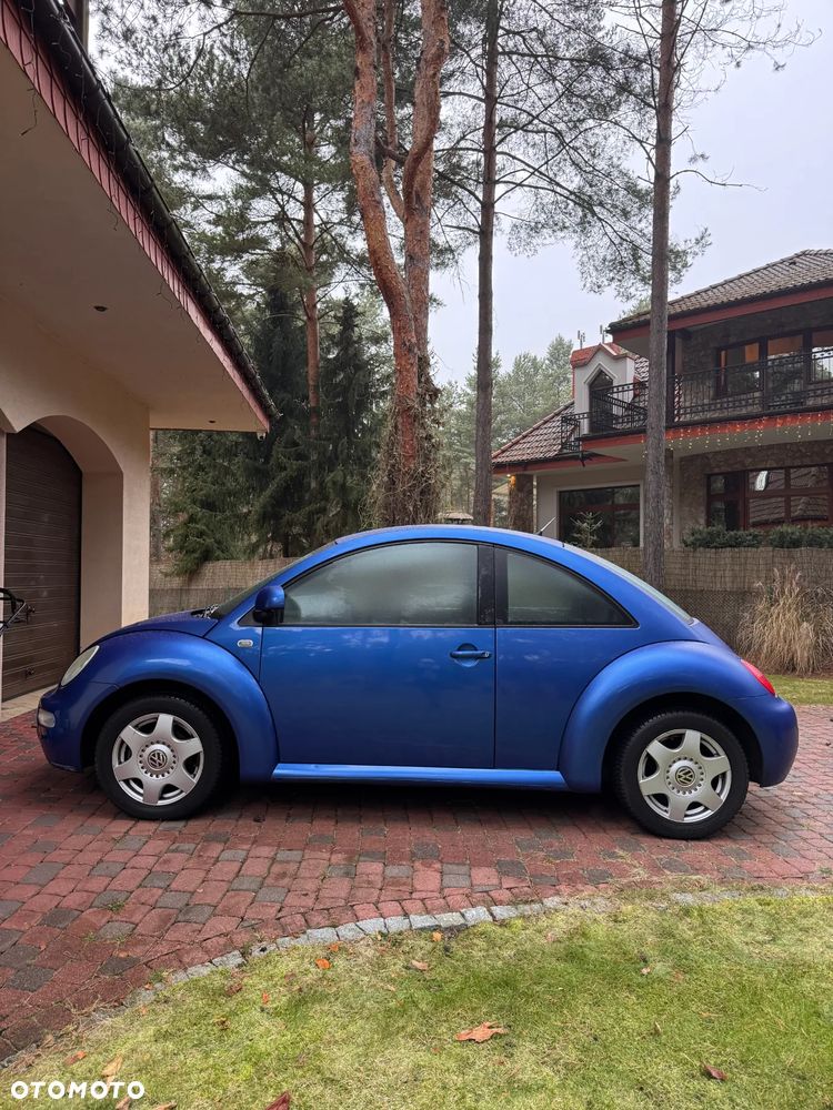 Volkswagen New Beetle - 7