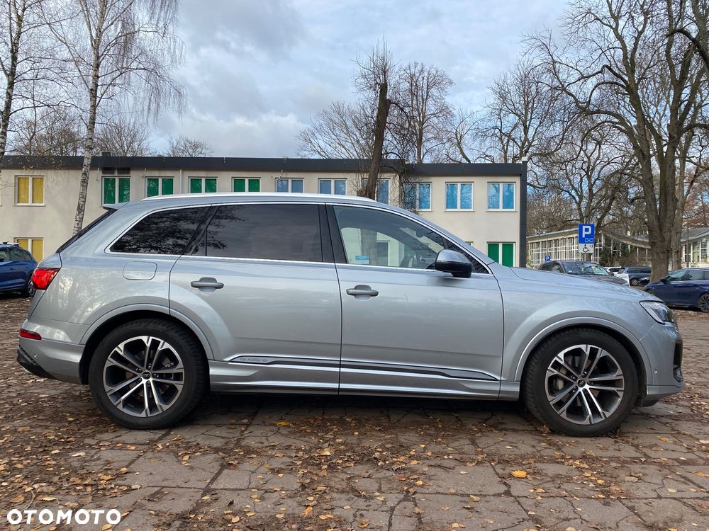Audi Q7 - 7