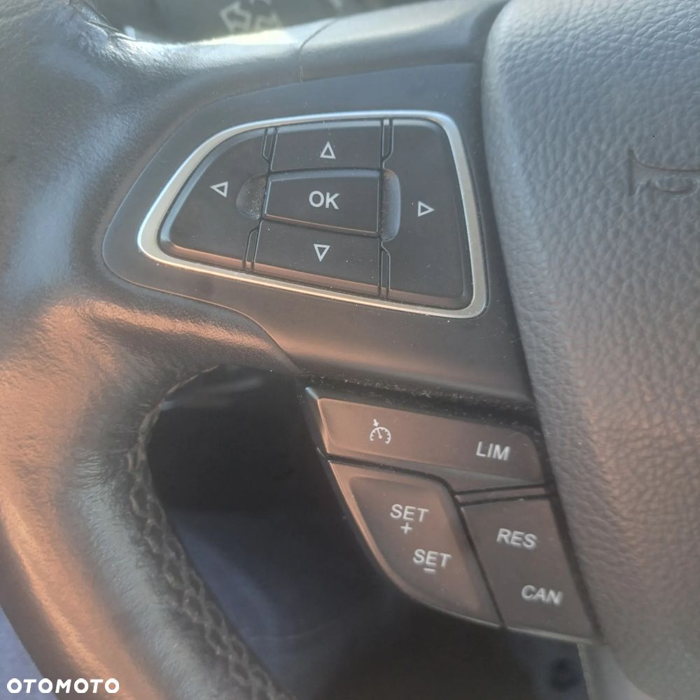 Ford Focus 1.0 EcoBoost Titanium - 15