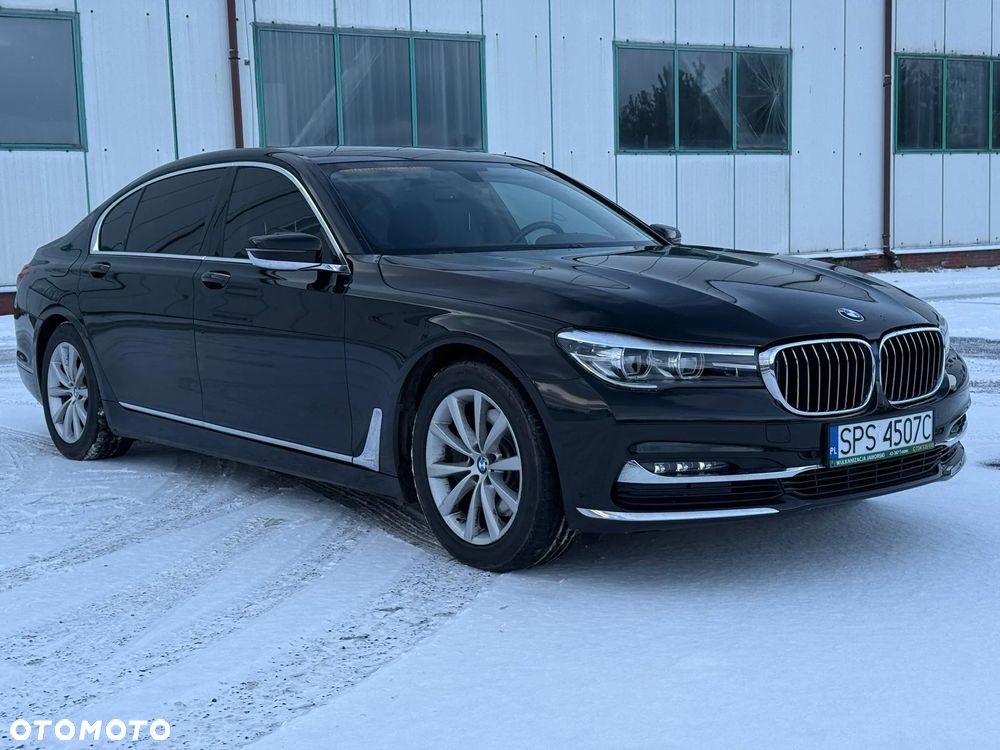BMW Seria 7 740Li xDrive - 9
