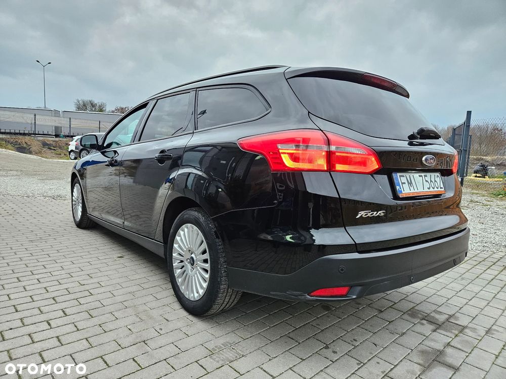 Ford Focus 1.5 TDCi DPF Start-Stopp-System Business - 8