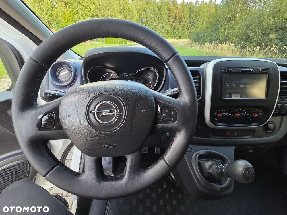 Opel Vivaro - 19