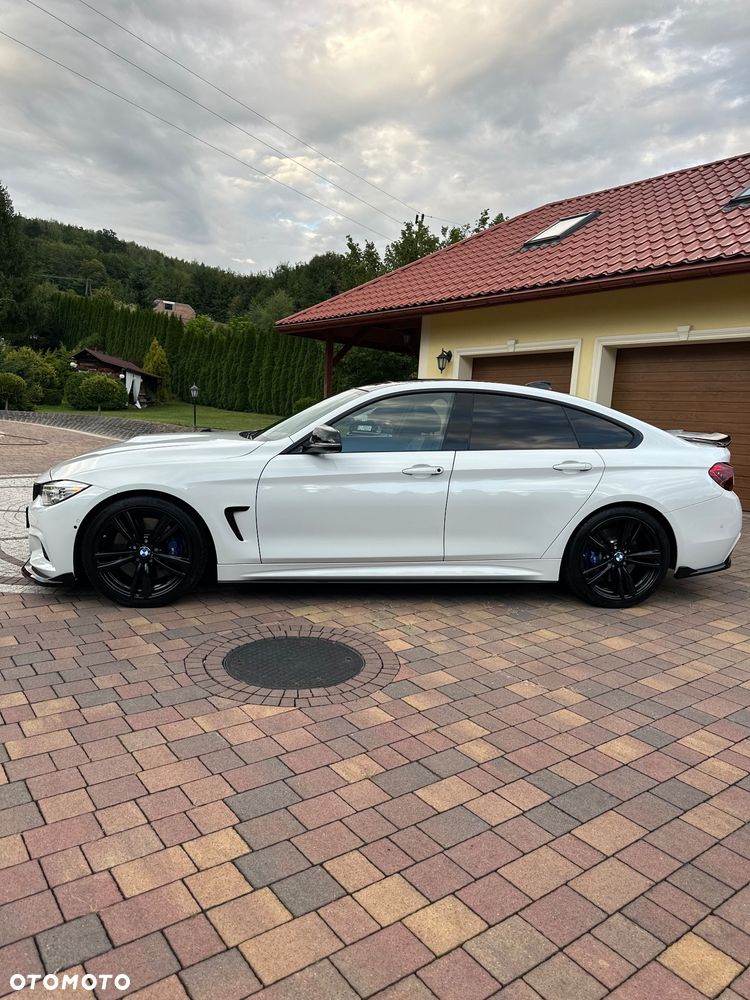 BMW Seria 4 435i xDrive M Sport - 16
