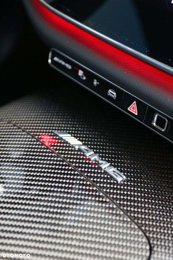 Mercedes-Benz Klasa E - 33