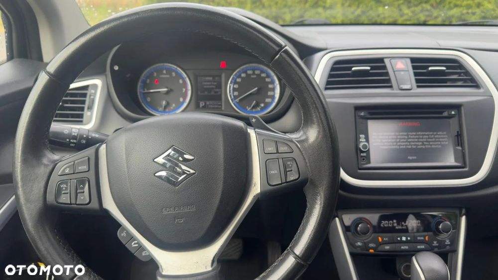 Suzuki SX4 1.6 Premium - 10