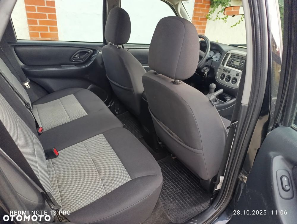 Ford Maverick Highclass - 13